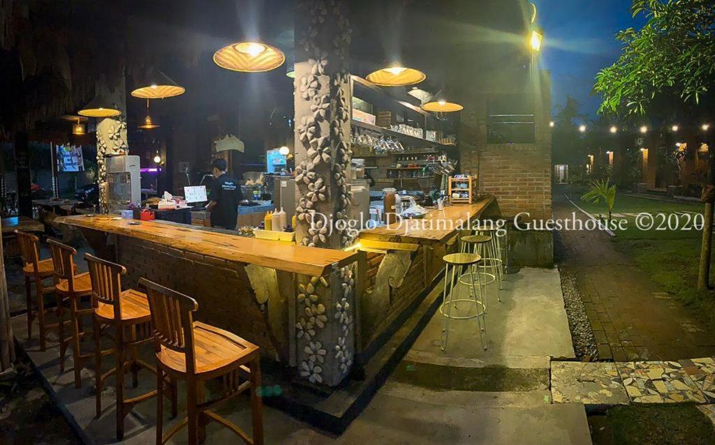 Djoglo Djatimalang Guesthouse Blitar Exterior photo